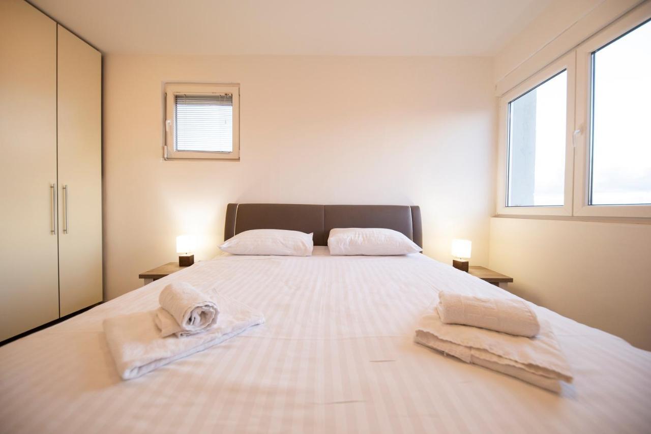 City&sea View 2br 4+2 Zára