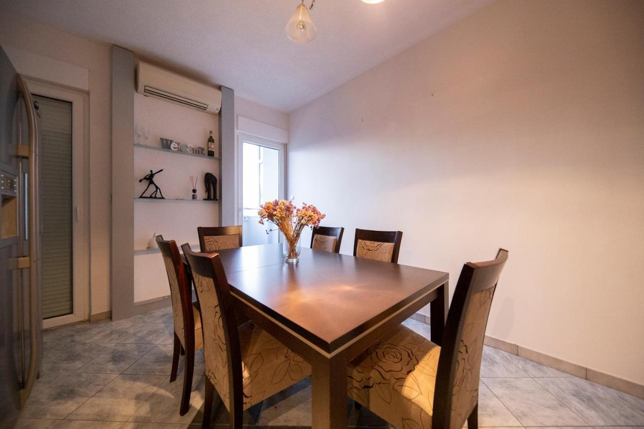 City&sea View 2br 4+2 Zára